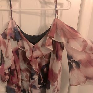 🌸Floral off the Shoulder